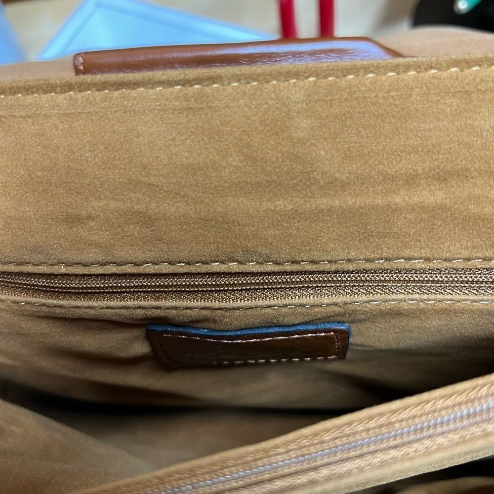 NWT Patricia Nash Leather Amersham Messenger Bag, Cinnamon - Picture 11 of 12